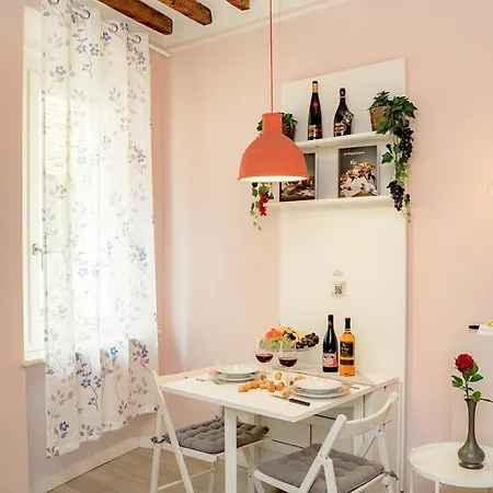 La Casa Del Vino Apartment Parma